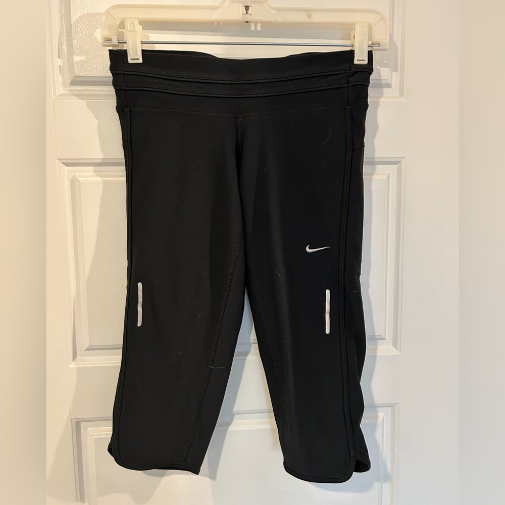 Nike Dri-Fit run capri tights